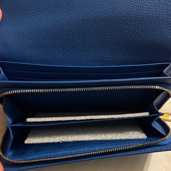 Tory Burch Britten Duo Envelope Continental Leather Clutch/Wallet NWT - Picture 4 of 12